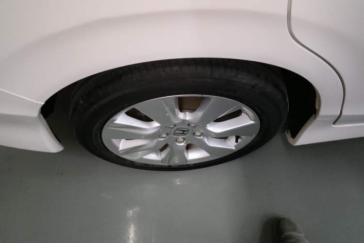 Used Honda Jade 2014 1.8L Automatic Comfort Elite Version 5 Seats
