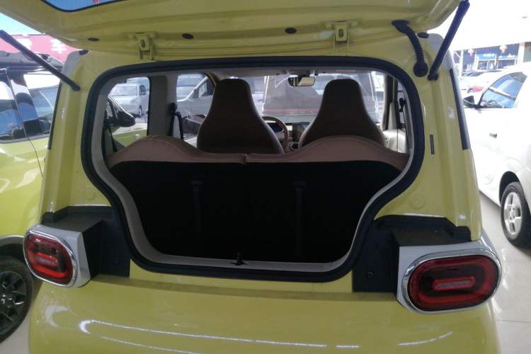 Used Wuling Hongguang MINIEV 2024 3rd Generation 215km Advanced Version