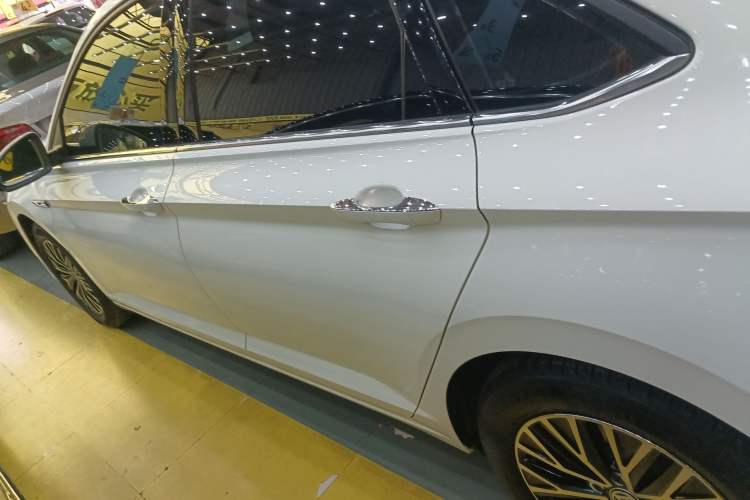 Used Volkswagen Sagitar 2020 280TSI DSG Comfort Version China VI Standard
