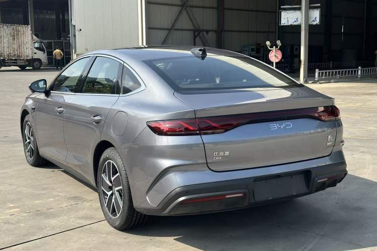Used BYD Qin L 2025 DM-i Smart Drive 120KM Superior Model
