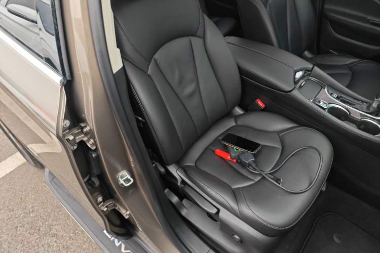 Used Buick Envision 2018 20T Two-Wheel-Drive Elite Model
