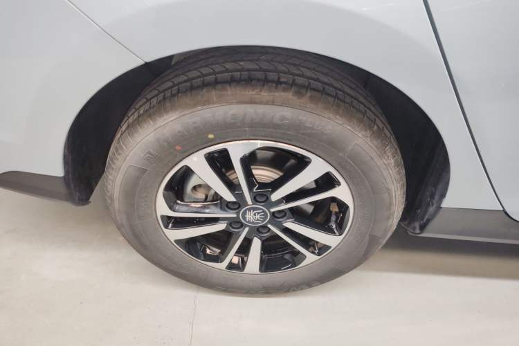 Used BYD Qin PLUS 2025 DM-i Smart Drive 120KM Superior Model
