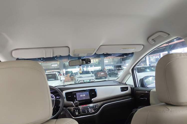 Used Honda Odyssey 2015 Revised Version 2.4L Comfort Edition