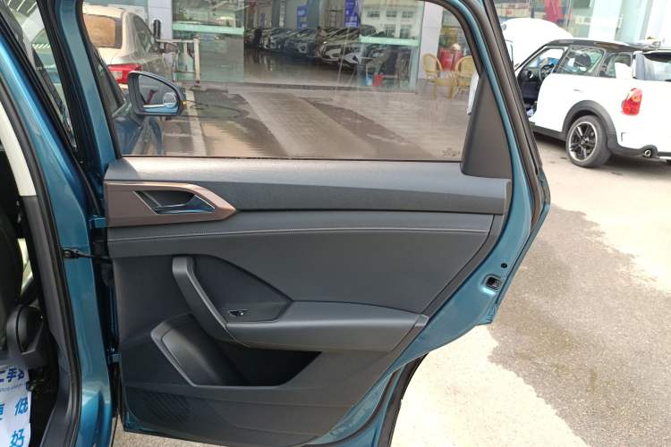 Used Volkswagen Tharu 2020 280TSI Two-Wheel Drive Luxury Plus Version China VI Standard
