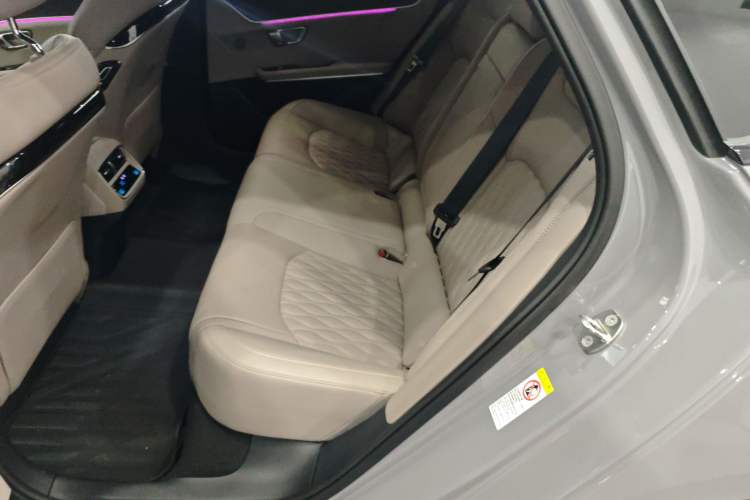 Used BYD Han 2025 EV with 701 km of Laser Radar-Enabled Intelligent Driving