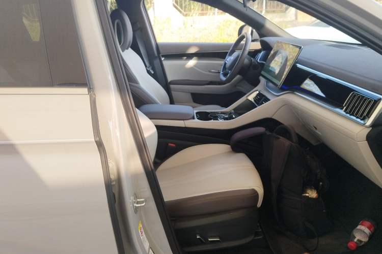 Used BYD Song PLUS New Energy 2025 EV Intelligent Driving Version 520km Premium Model
