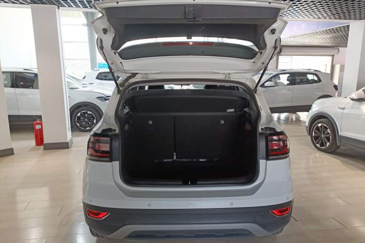 Used Volkswagen Tacqua 2023 200TSI DSG Joy-Connect Edition