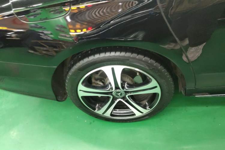 Used Mercedes-Benz E-Class 2018 Facelift E 200 L Sport Edition
