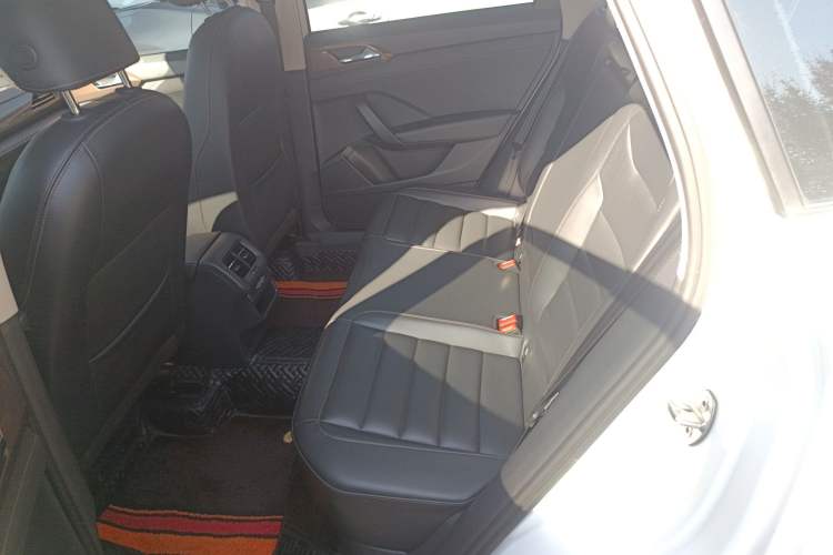 Used Volkswagen Tharu 2020 280TSI Two-Wheel Drive Luxury Edition China VI Standard
