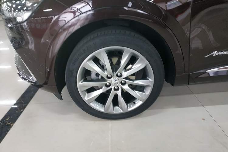 Used Buick Envision 2022 Encore Plus Avenir Aivia 7-Seater Edition