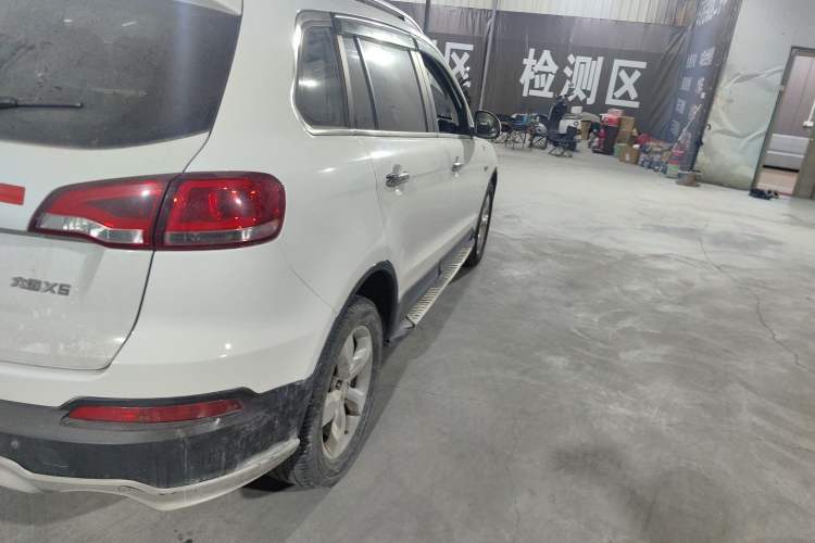 Used Zotye Domy X5 2015 1.5T Manual Luxury Model China V Standard
