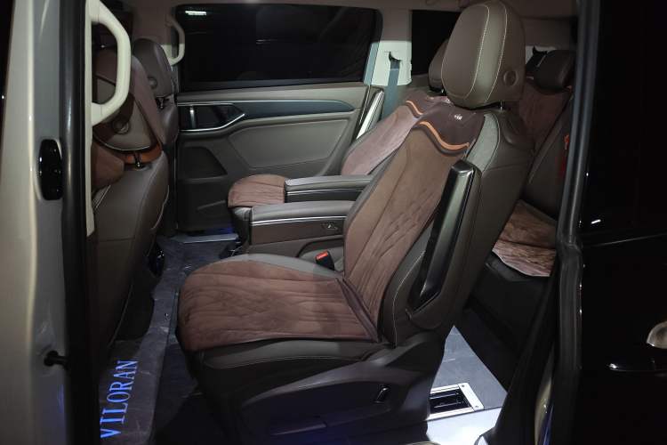 Used Volkswagen Viloran 2022 330TSI Business Edition
