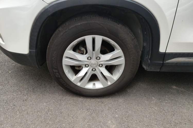 Used Changan CS75 2016 1.8T Automatic Elite Model China V Standard
