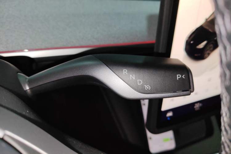 Used Tesla Model Y 2023 Rear-Wheel-Drive Version