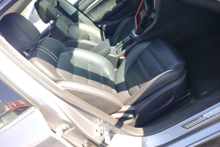 Used MG 6 2019 20T Automatic Sport Edition
