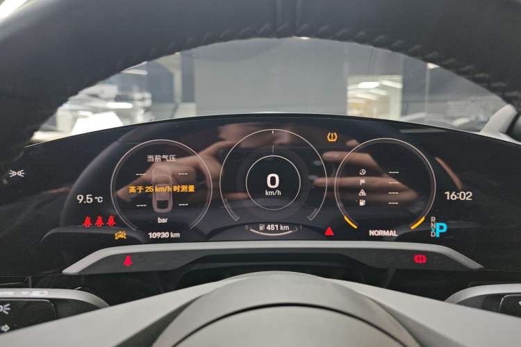 Used Porsche Taycan 2022-Year Updated Taycan