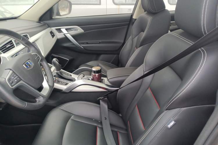 Used Geely Auto Emgrand X7 Sport 2018 1.8TD Automatic Two-Wheel Drive Smart 4G Connected Version