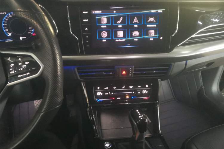 Used Volkswagen Passat 2022 330TSI Starry Luxury Edition
