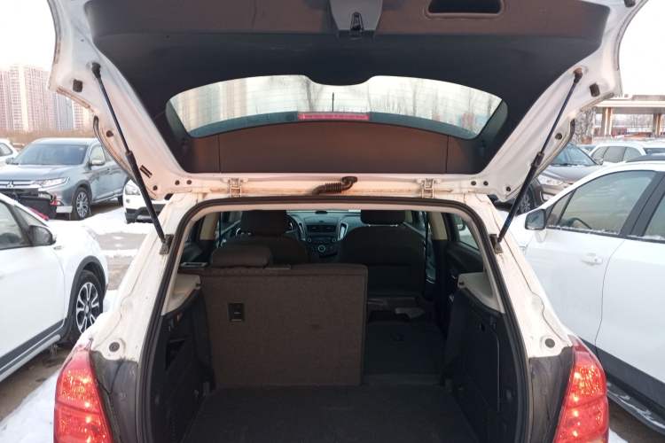 Used Chevrolet Trax 2016 1.4T Manual Two-Wheel Drive Comfort Version with Sunroof
