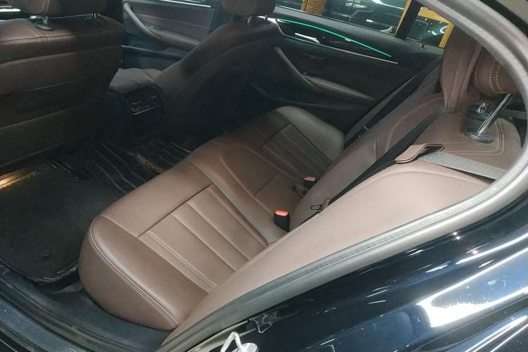 Used BMW 5 Series 2019 Restyled 525Li M Sport Package
