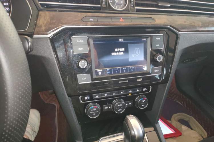 Used Volkswagen Magotan 2017 330TSI DSG Luxury Model