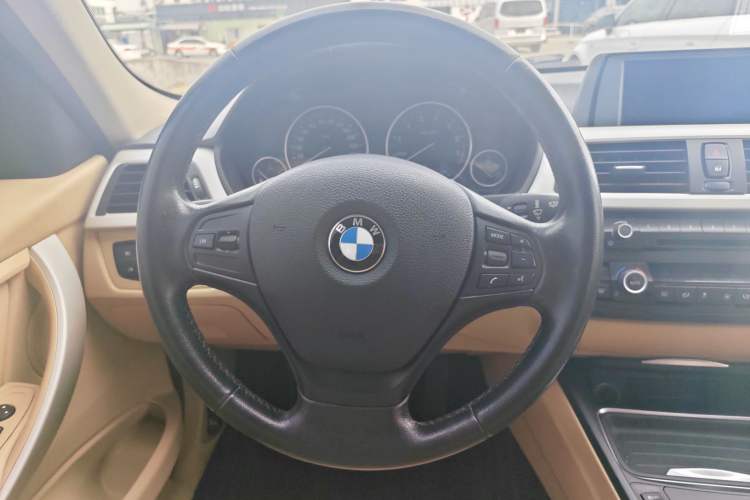 Used BMW 3 Series 2015 320Li Luxury Edition Fashion Model
