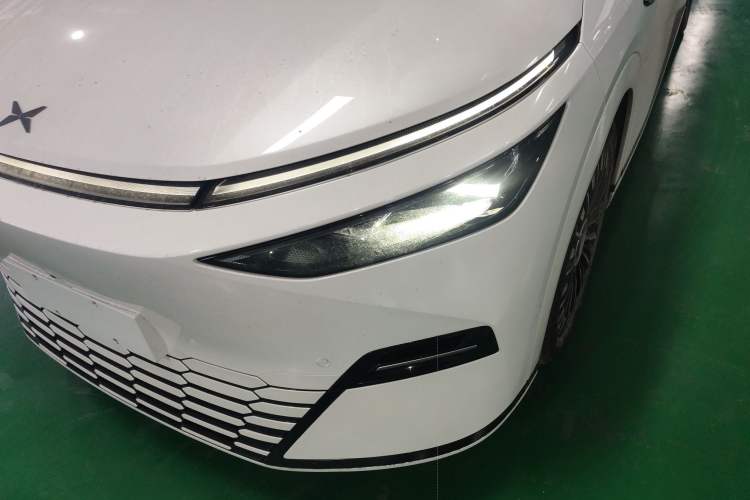 Used XPeng X9 2025 740 Ultra-Long Range Max
