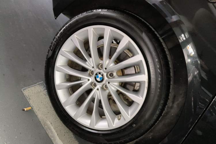 Used BMW 5 Series 2020 525Li Luxury Package