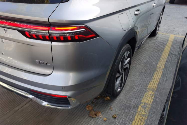 Used Geely Auto Monjaro L 2024 2.0TD High-Power Automatic Two-Wheel Drive Skyline Edition
