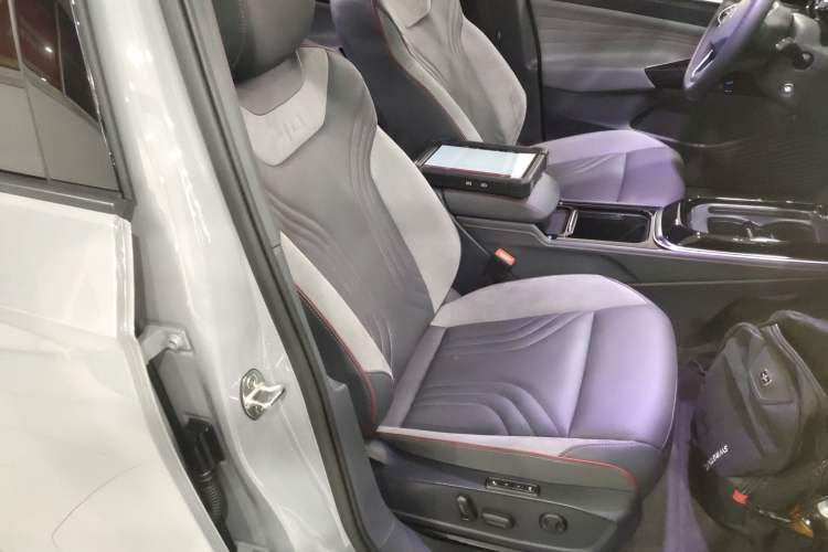 Used Volkswagen ID.4 CROZZ 2022 High-Performance PRIME Edition