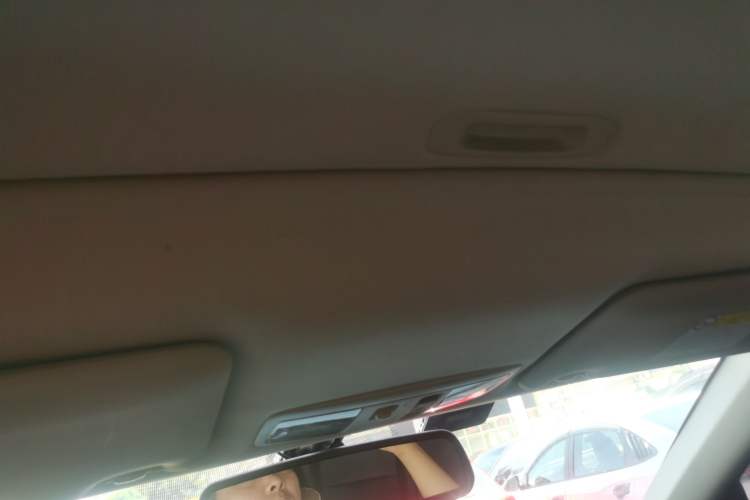 Used Mitsubishi Outlander 2018 2.0L Two-Wheel Drive Glory Edition 5 Seats