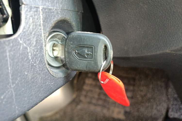 Used Jinbei Hiace X30 2021 1.5L Wealthy Van China VI Standard SWC15M
