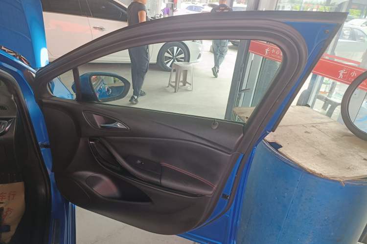 Used Buick Verano 2016 Hatchback GS 20T Dual-Clutch Passionate Sporty Model
