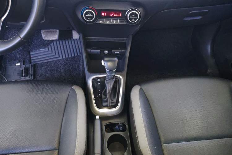 Used Kia kx1 Stonic 2019 1.4L Automatic Fun Edition China VI
