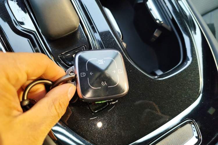 Used Zeekr 009 2024 7-Seater Walk-Through Version Four-Wheel Drive 108 kWh