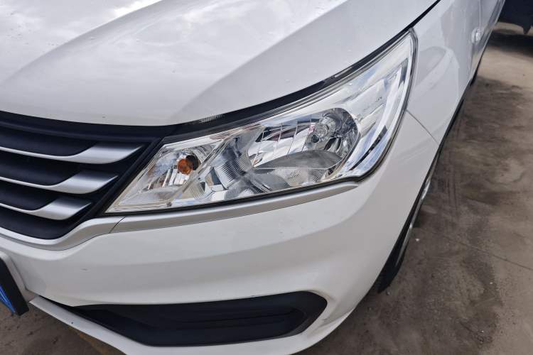 Used Baojun 310 2016 1.2L manual Comfort trim level
