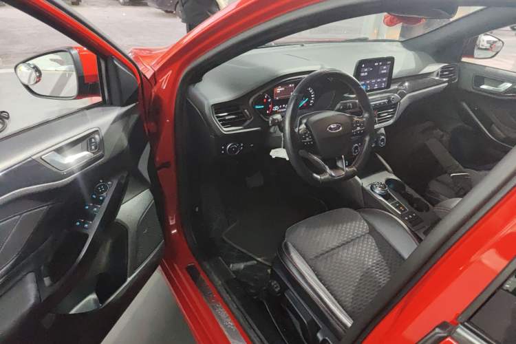 Used Ford Focus 2020 Sedan EcoBoost 180 Automatic ST Line
