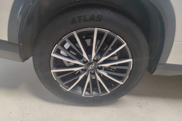 Used Chery Tiggo 8 PLUS 2024 Champion Edition 290TGDI DCT Passionate Version 5-Seater
