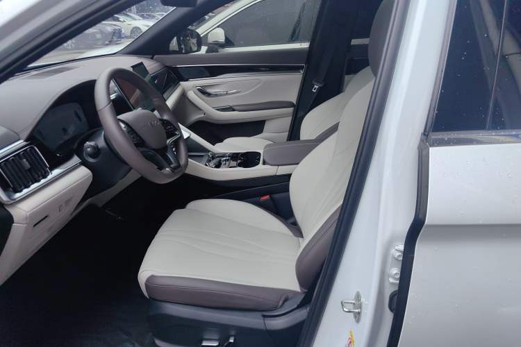 Used BYD Song PLUS New Energy 2025 DM-i Intelligent Driving 112KM Prestige Model