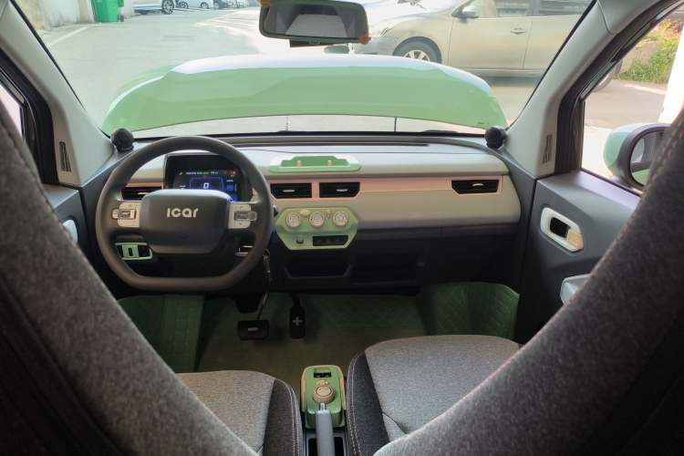 Used Chery QQ Ice Cream 2022 120km Conical Shape Lithium Iron Phosphate