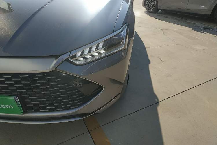 Used BYD Qin PLUS 2024 HONOR Edition DM-i 55KM Leading Model
