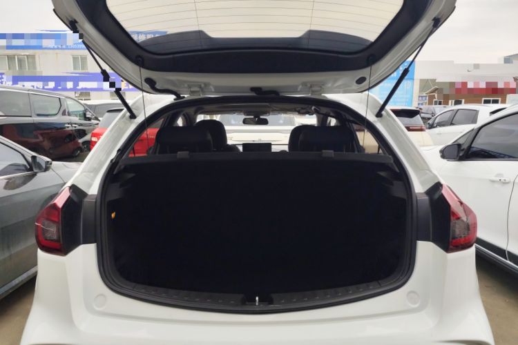 Used Geely Auto Vision X3 2021 PRO 1.5L CVT Deluxe Model
