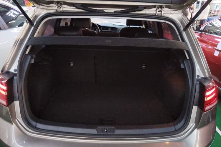 Used Volkswagen Golf 2019 280TSI DSG Comfort Version China VI Standard