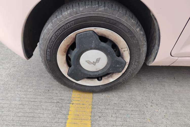 Used Wuling Hongguang MINIEV 2022 Macaron Premium Model – Lithium Ternary Battery
