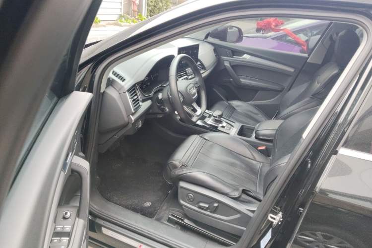 Used Audi Q5L 2022 40T Fashionable and Dynamic Model