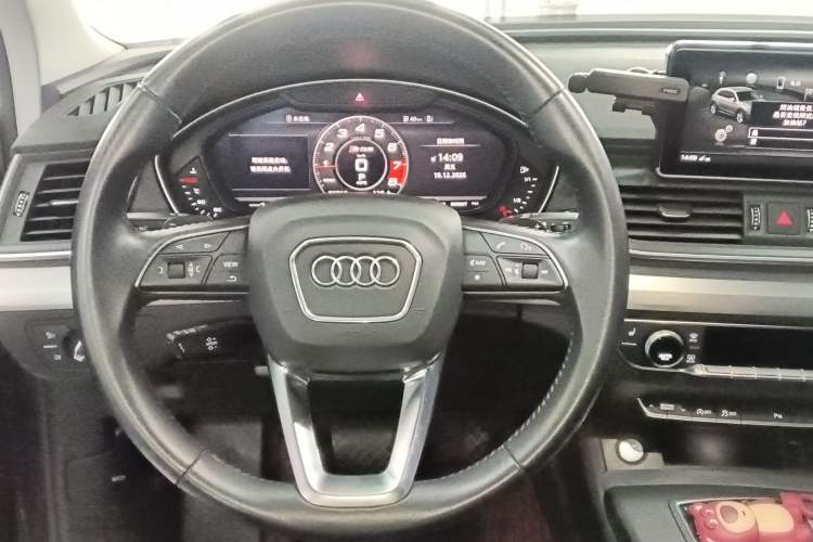 Used Audi Q5L 2020 Updated 40 TFSI Prestige Fashion Edition

