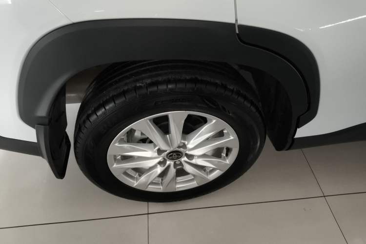 Used Toyota Corolla Cross 2024 2.0L Pioneer Edition
