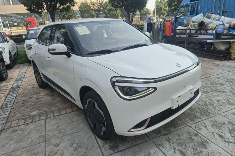 Used Dongfeng NAMMI 01 2024 New Edition 330 Plus Smart+
