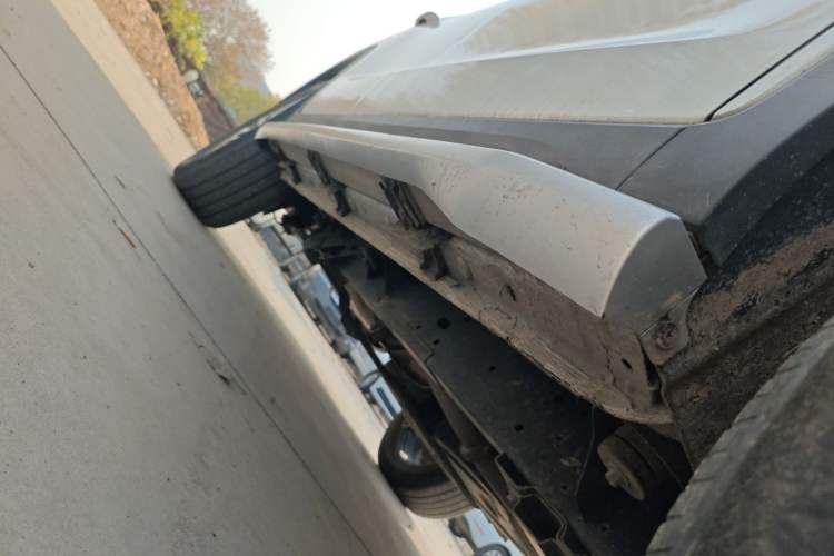 Used Roewe RX8 2019 30T Smart Connectivity Two-Wheel Drive Supreme Flagship Edition
