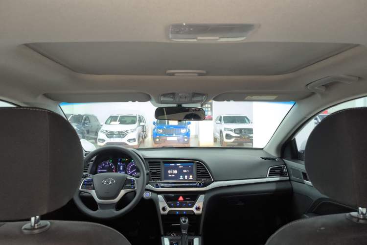 Used Hyundai Elantra 2016 1.6L Automatic ZhiXuan – Elite Version